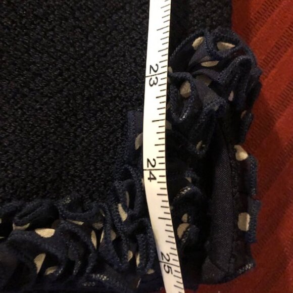 GORGEOUS St. John Navy Jacket; Ruffle; Size 10; Pre-Owned; Excellent Condition - Picture 12 of 15